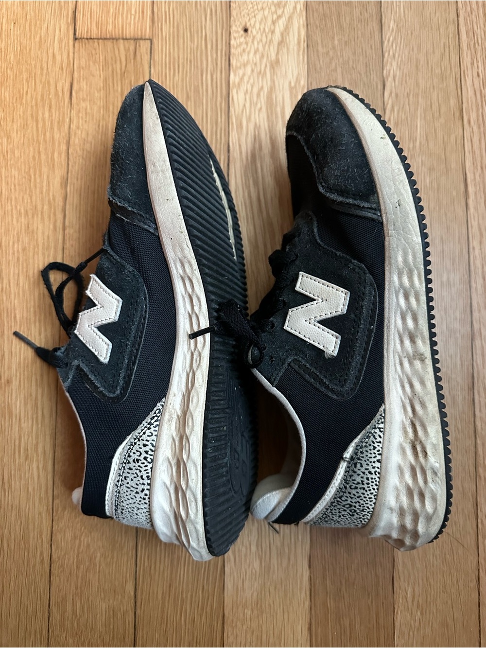 New Balance X-70 Black Patterned Sneakers Size 8.5